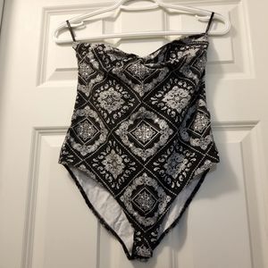 NWT Handkerchief Print Strapless Body Suit SZ M